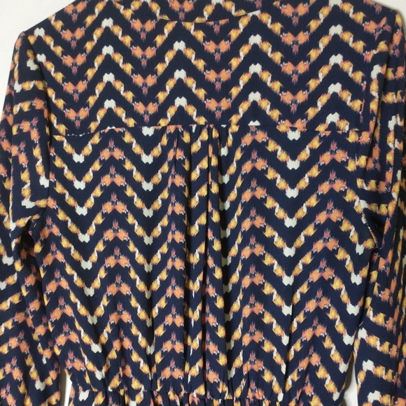 Xhilaration patterned knee length dress size medium - Picture 7 of 10